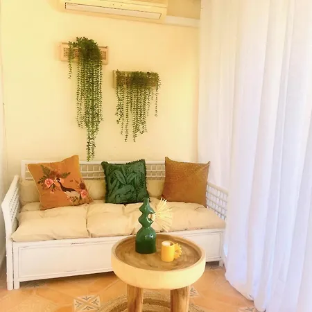 Mediterranean With Sun Terrace And Sea View Moraira